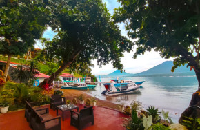 Bastianos Froggies Lembeh