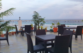 Huvan Beach Hotel