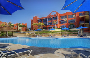 Aurora Oriental Bay Resort