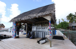 Tetamanu Village Fakarava Dive Center