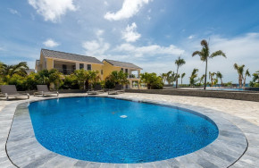 Delfins Beach Resort