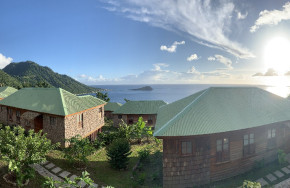 Jungle Bay Resort & Spa